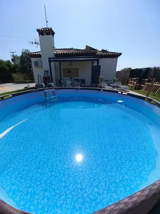 Espectacular Chalet Con Piscina Y Porches Chiclana de la Frontera 0*,  Spain