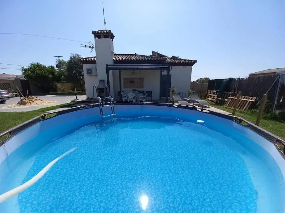 Holiday home Espectacular Chalet Con Piscina Y Porches Chiclana de la Frontera